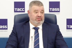 eks-podpolkovnik-sbu-obnarodoval-dokumenty-o-prichastnosti-zapada-k-majdanu-f3dca6c