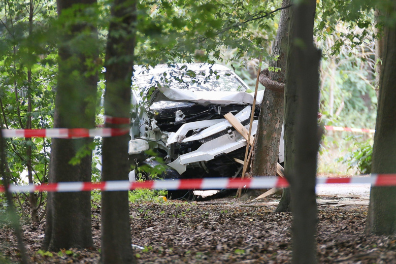muzhchina-napal-s-machete-na-prohozhih-posle-naezda-na-tolpu-ljudej-b7c08d9