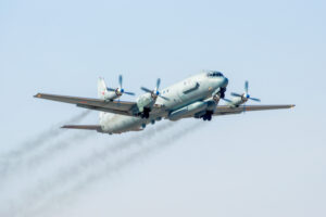 polskie-istrebiteli-rvanuli-perehvatyvat-rossijskij-il-20-b75143f