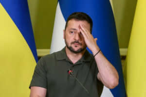 pozor-na-zapade-zajavili-o-shatkom-polozhenii-zelenskogo-iz-za-korrupcii-77fa428