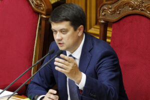 prosto-sdohnet-v-rade-zabili-trevogu-iz-za-sostojanija-ekonomiki-ukrainy-ece8ae1